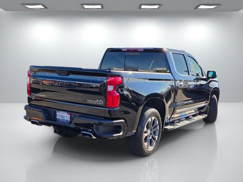 Certified 2023 Chevrolet Silverado 1500 High Country w/ Z71 Off-Road Package image 4