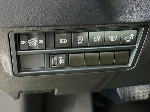 Used 2025 Toyota Tundra SR5 w/ SR5 Convenience Package image 10