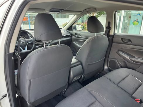 Used 2025 Nissan Altima 2.5 SV FWD image 16