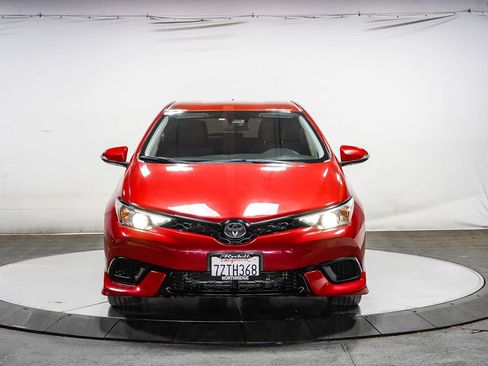 Certified 2017 Toyota Corolla iM w/ Carpet Mat Package FWD image 7