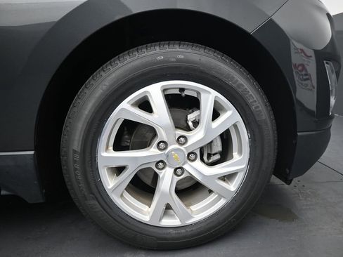 Used 2020 Chevrolet Equinox Premier FWD image 11