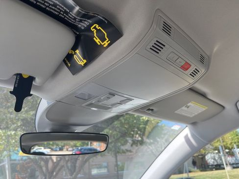 New 2025 Volkswagen Taos S image 22