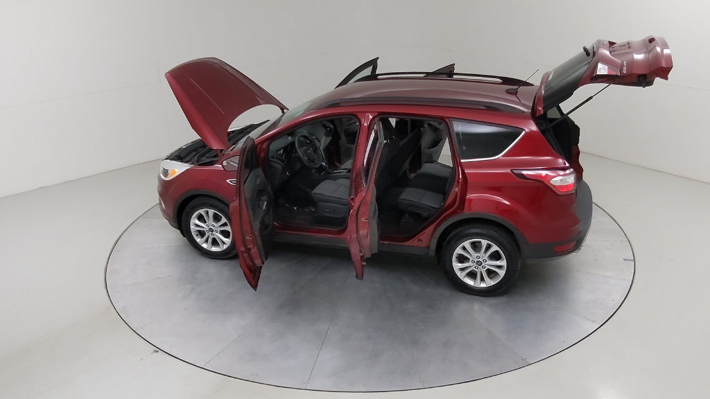Certified 2018 Ford Escape SE FWD image 50