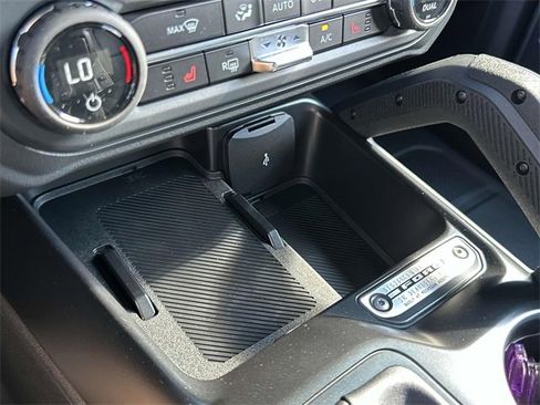 Used 2025 Ford Bronco Big Bend w/ Black Diamond Package image 26