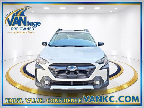 Certified 2025 Subaru Outback Limited image 2