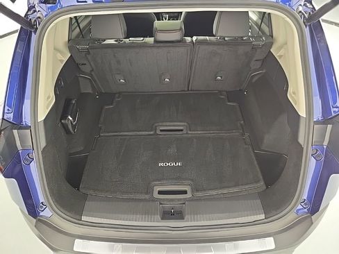 Used 2021 Nissan Rogue SL w/ Premium Package image 24