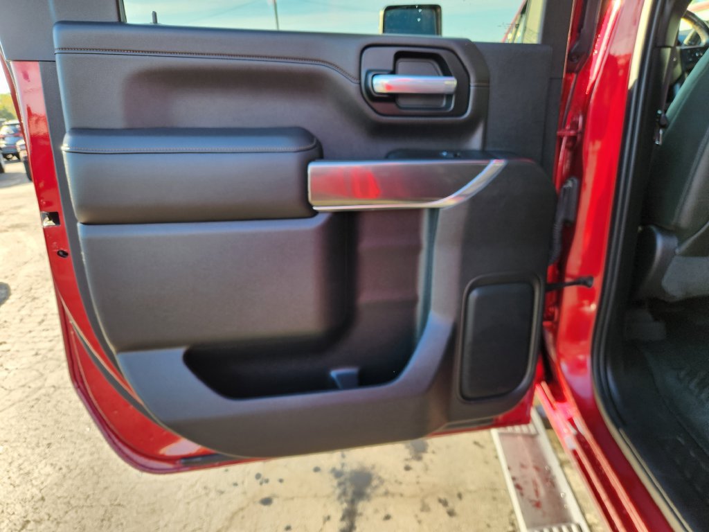 Used 2020 GMC Sierra 2500 AT4 w/ AT4 Premium Package AWD/4WD image 16