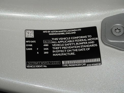 Used 2024 Aston Martin DB12 Coupe RWD image 35