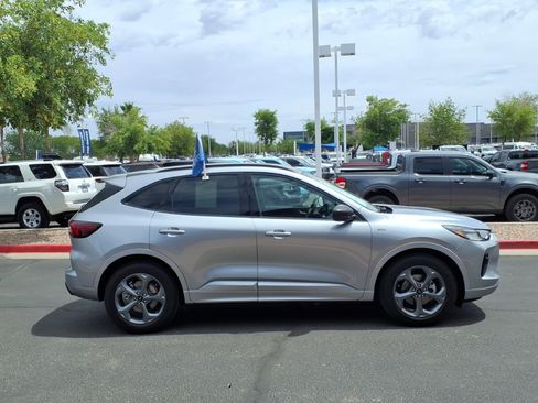 Certified 2024 Ford Escape ST-Line w/ Tech Pack #1 FWD image 3