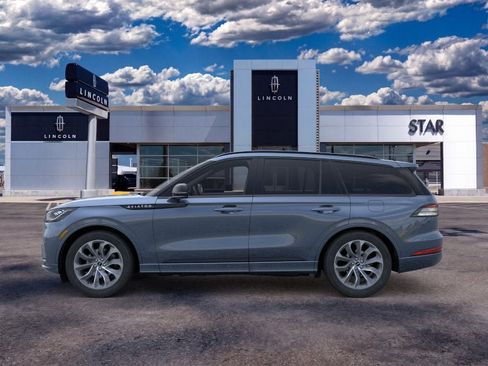 New 2026 Lincoln Aviator AWD w/ Jet Appearance Package image 3