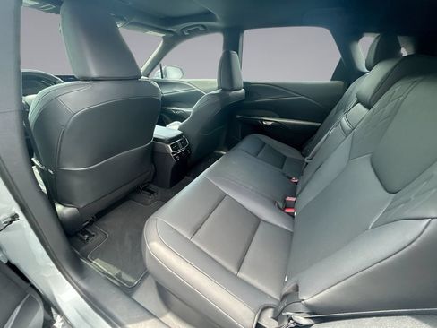 Used 2025 Lexus RX 350 Premium FWD image 9