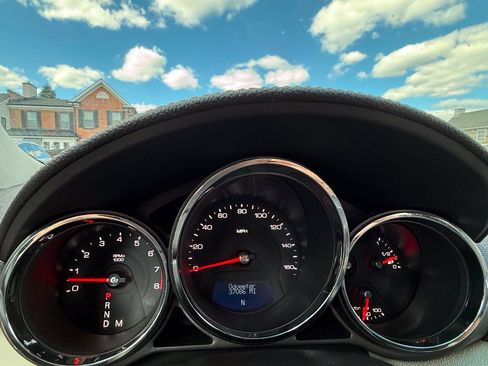 Used 2009 Cadillac CTS 3.6 w/ Wood Trim Package RWD image 19