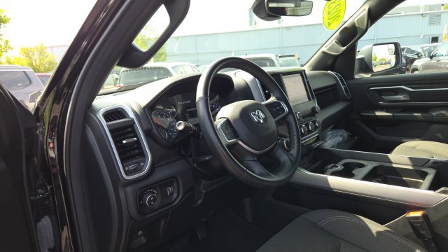 Used 2023 RAM 1500 Big Horn AWD/4WD image 7