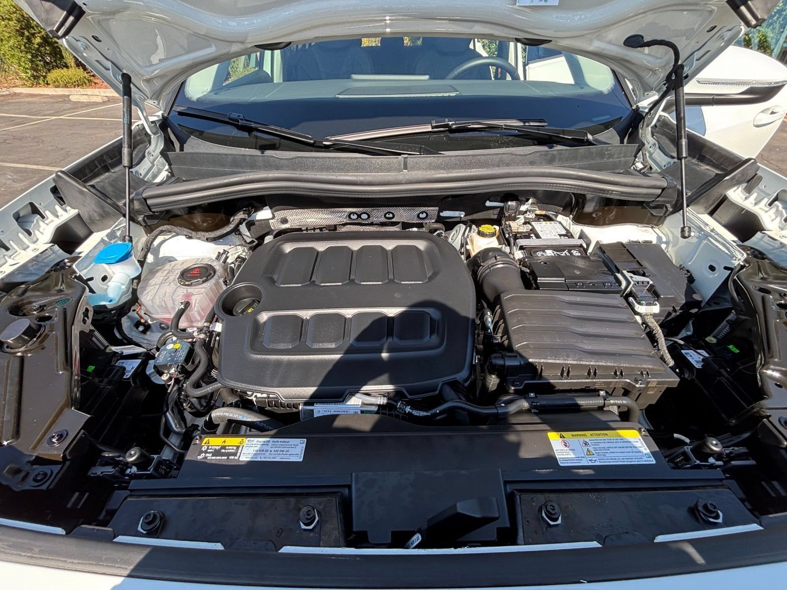 Used 2026 Volkswagen Tiguan SE AWD/4WD image 33
