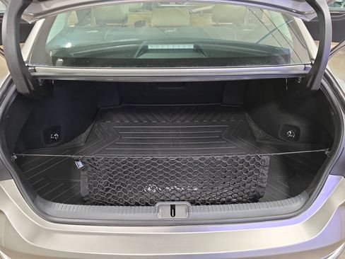 Used 2019 Lexus ES 350 w/ Premium Package FWD image 12