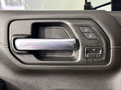 Used 2020 GMC Sierra 2500 AT4 w/ AT4 Premium Package AWD/4WD image 36