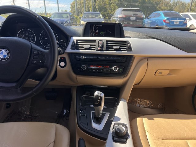 Used 2013 BMW 328i Sedan RWD image 12