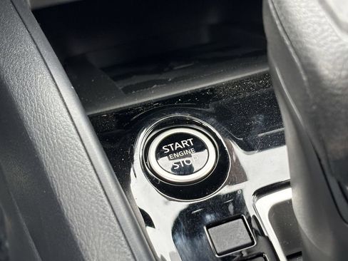 New 2025 Nissan Versa SV w/ Trunk Package image 19