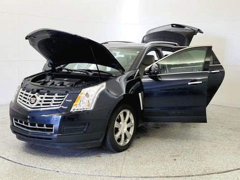 Used 2016 Cadillac SRX Luxury w/ Driver Awareness Package image 10