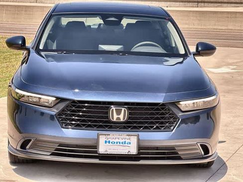 Used 2023 Honda Accord EX image 7