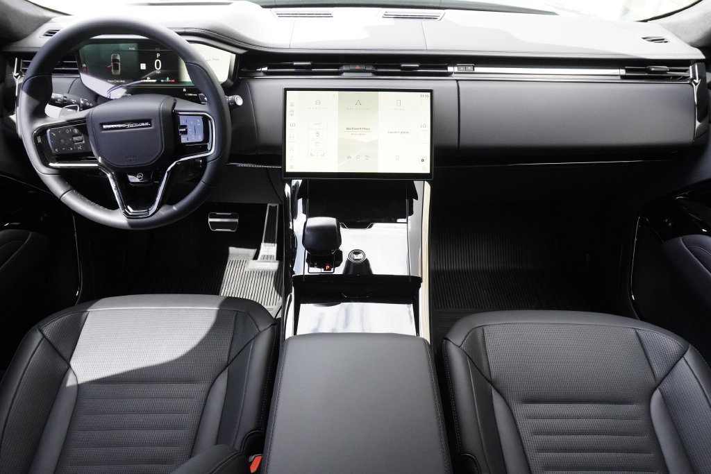 New 2026 Land Rover Range Rover Sport SV AWD/4WD image 9