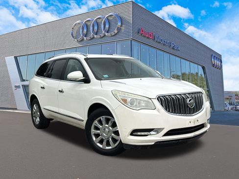 Used 2014 Buick Enclave Leather image 1