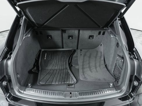 Used 2024 Porsche Macan GTS image 41