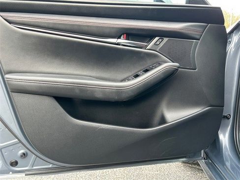 Used 2024 MAZDA MAZDA3 s image 18