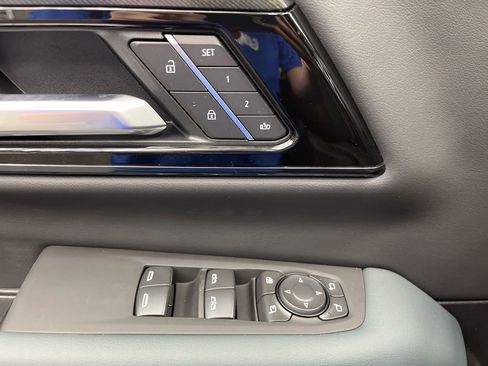 New 2026 GMC Yukon AT4 image 8