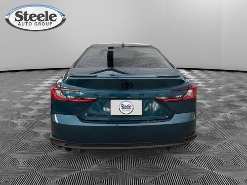 Used 2026 Toyota Camry SE w/ Convenience Package FWD image 4