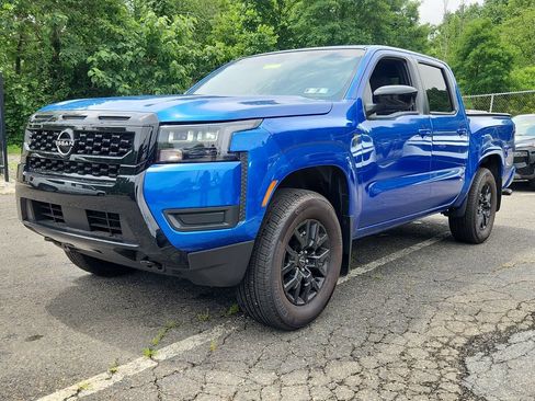 Used 2026 Nissan Frontier SV w/ All-Weather Content Package AWD/4WD image 3