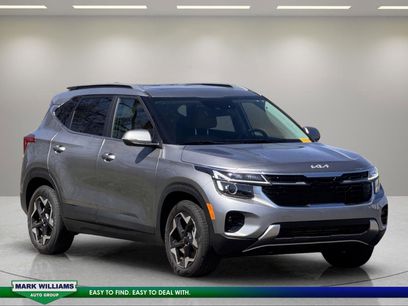 Used 2024 Kia Seltos EX