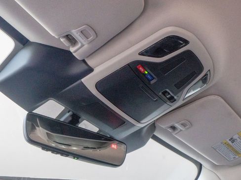 Used 2024 Subaru Outback Premium image 14