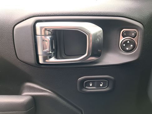 New 2026 Jeep Gladiator Sport AWD/4WD image 25