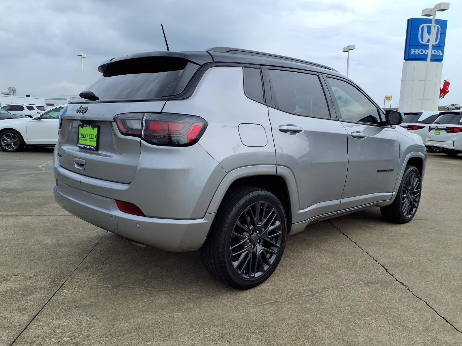 Used 2023 Jeep Compass High Altitude AWD/4WD image 2