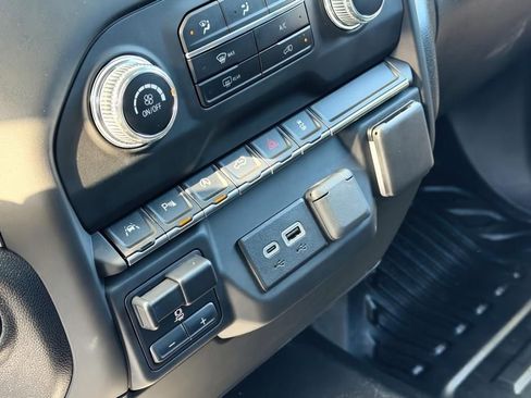 Certified 2024 GMC Sierra 1500 Pro w/ Pro Value Package image 24