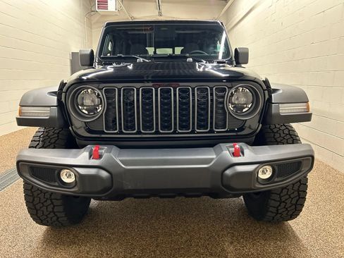Used 2026 Jeep Gladiator Rubicon AWD/4WD image 6