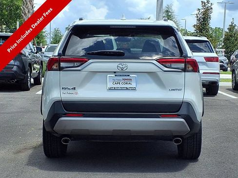 Used 2022 Toyota RAV4 Limited FWD image 7