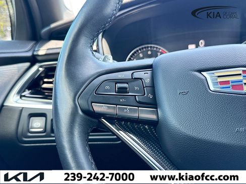 Used 2023 Cadillac XT6 Sport w/ LPO, Floor Liner Package image 38