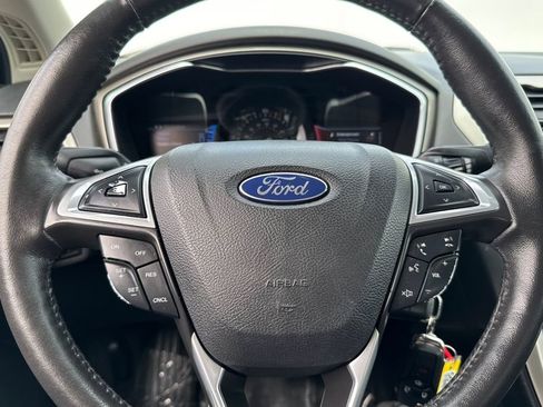 Used 2013 Ford Fusion Energi SE image 19