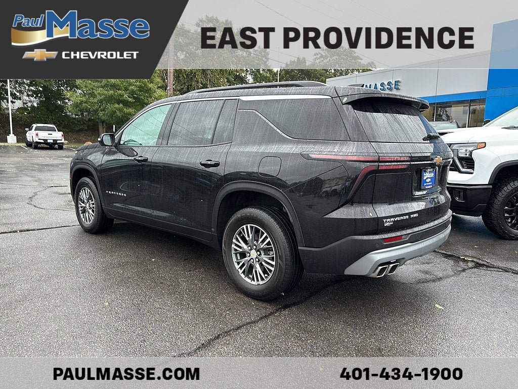 Used 2024 Chevrolet Traverse LT AWD/4WD image 5