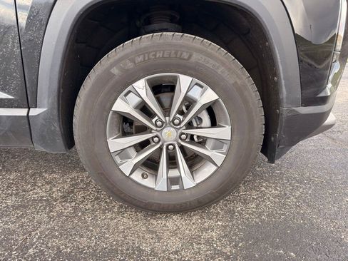 Used 2025 Chevrolet Equinox LT w/ Convenience Package II image 14