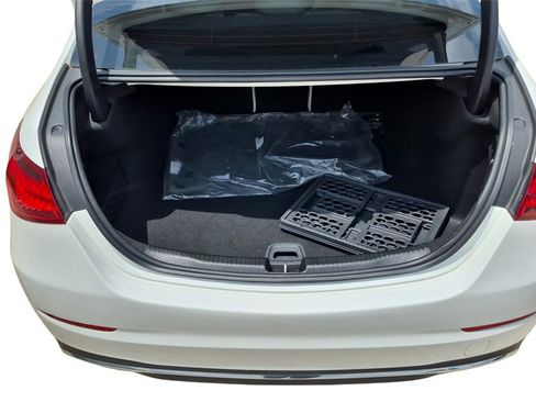 Used 2023 Mercedes-Benz C 300 4MATIC Sedan image 17