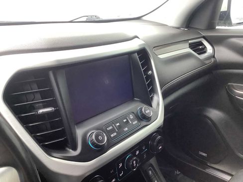 Used 2019 GMC Acadia SLT FWD image 17