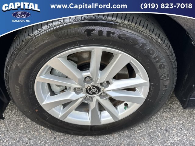Used 2025 Toyota Camry LE w/ Convenience Package FWD image 13