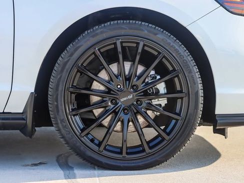 Used 2025 Honda Accord Sport image 11