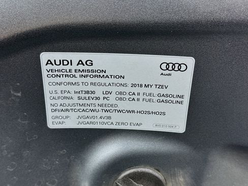 Used 2018 Audi A3 e-tron Premium image 21