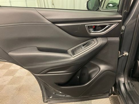 Used 2020 Subaru Forester Premium image 30