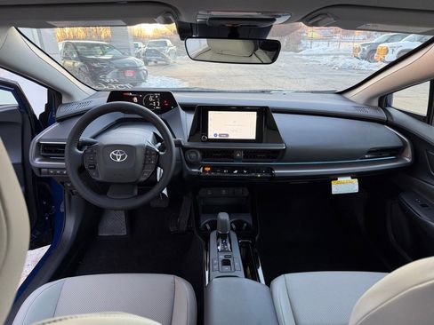New 2026 Toyota Prius XLE image 7