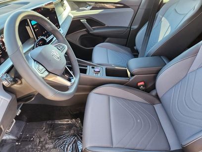 New 2026 Volkswagen Tiguan SE R-Line